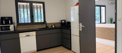 location Local commercial Lunel