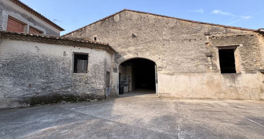 vente Remise en pierre Saint Christol