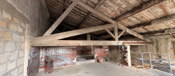 vente Remise en pierre Saint Christol