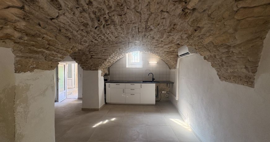 vente Studio Aigues Vives