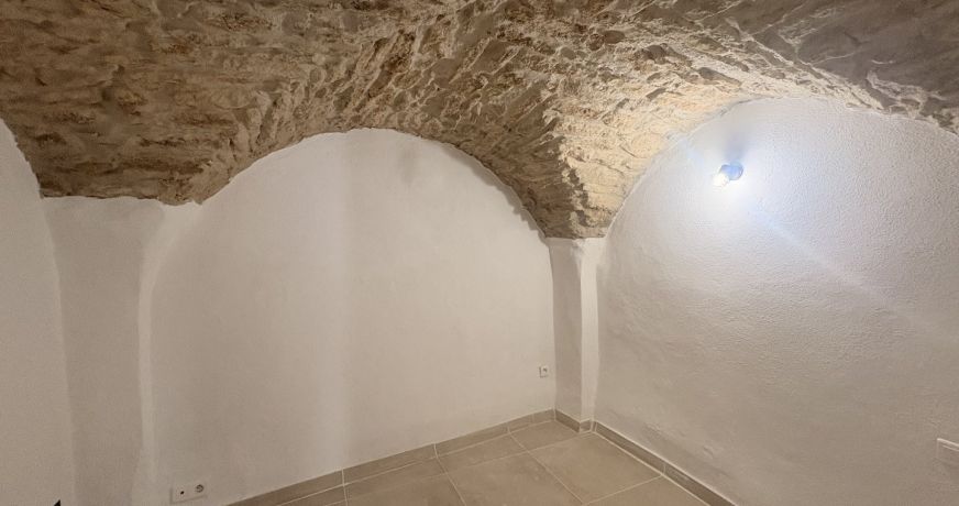 vente Studio Aigues Vives