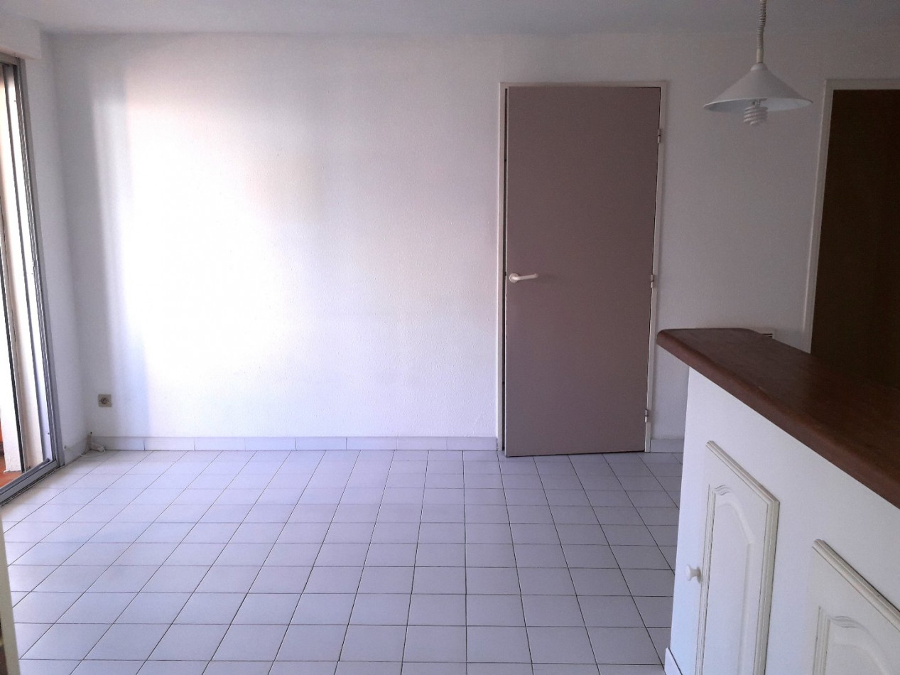 location Appartement Sete - Photo 6