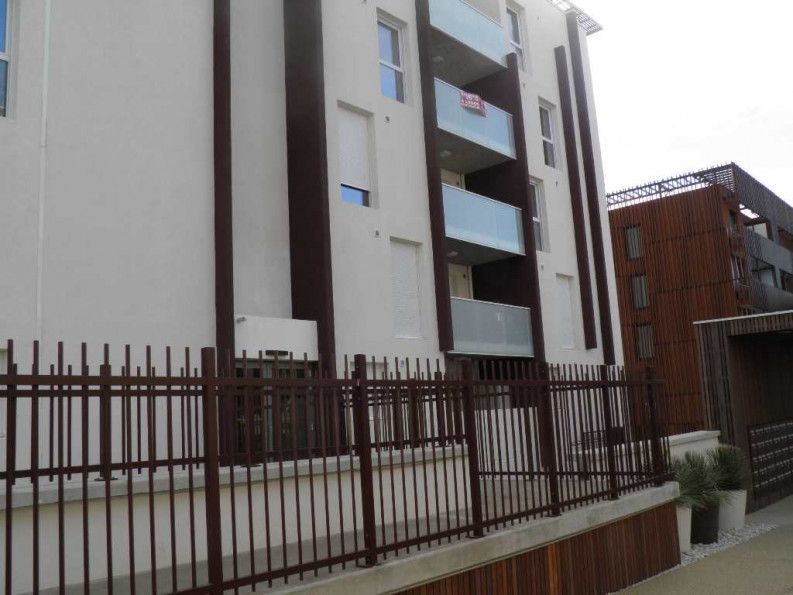 location Appartement Sete - Photo 6