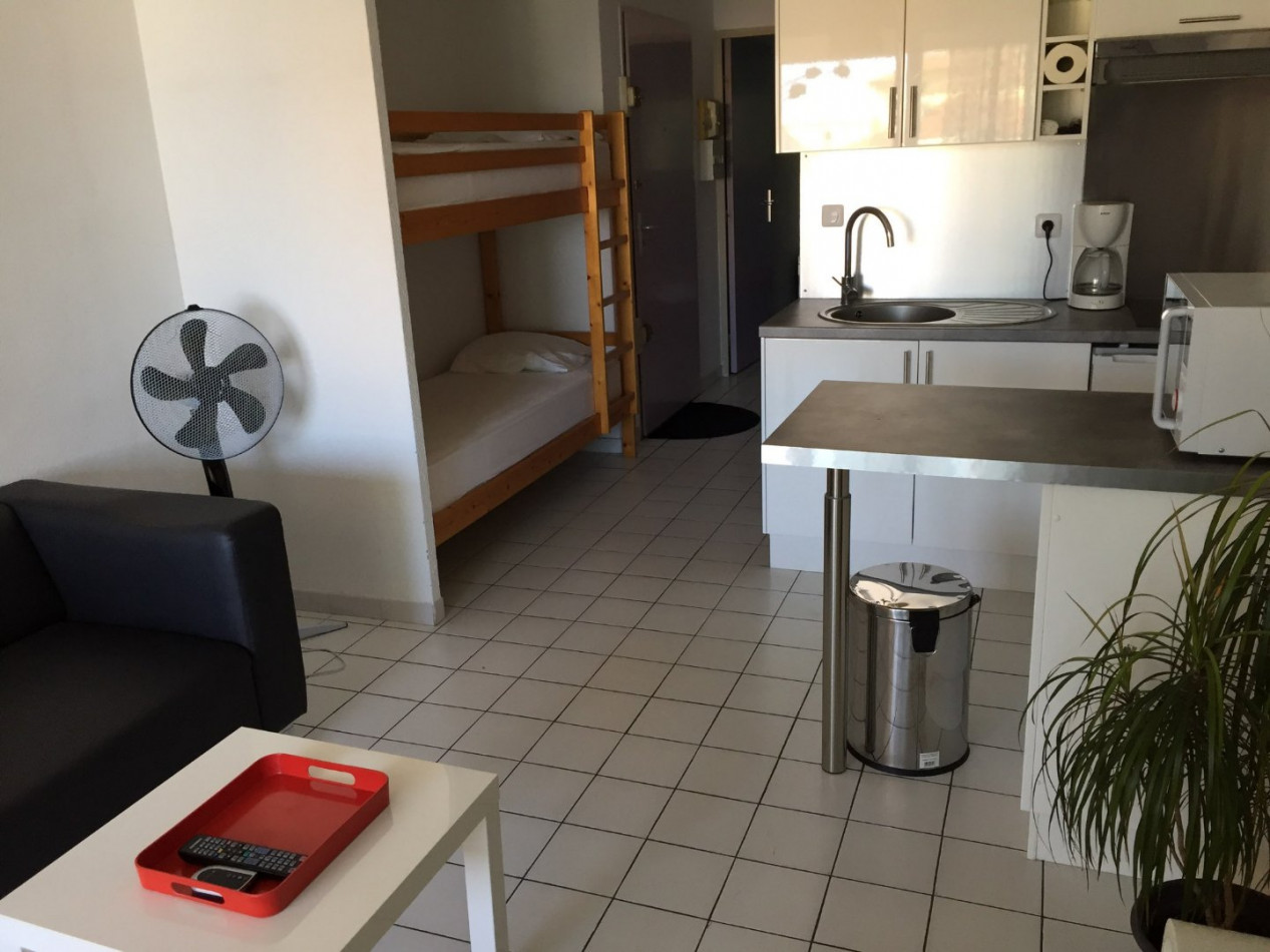 location Appartement cabine Sete - Photo 1