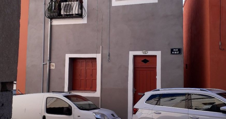 location Appartement ancien Sete