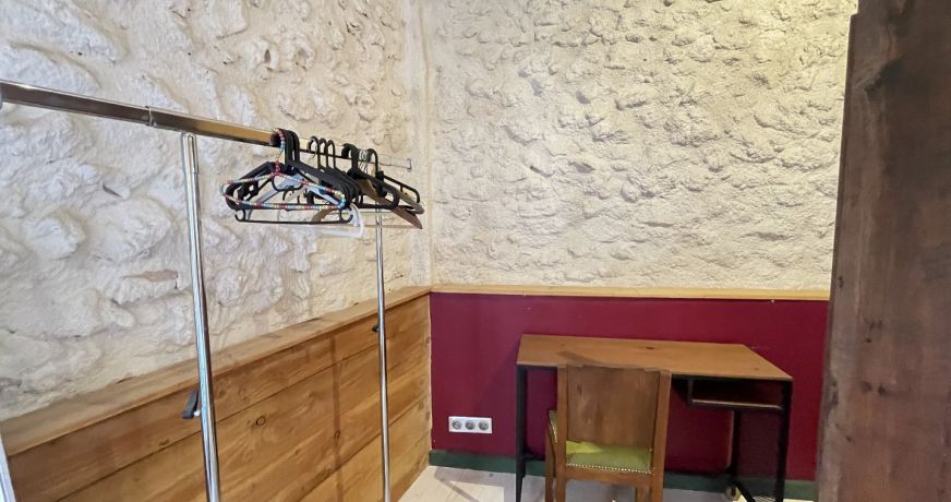 location Appartement ancien Sete