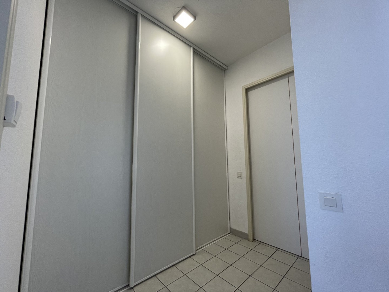 location Appartement en résidence Sete - Photo 5
