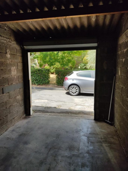 location Garage Sete - Photo 2