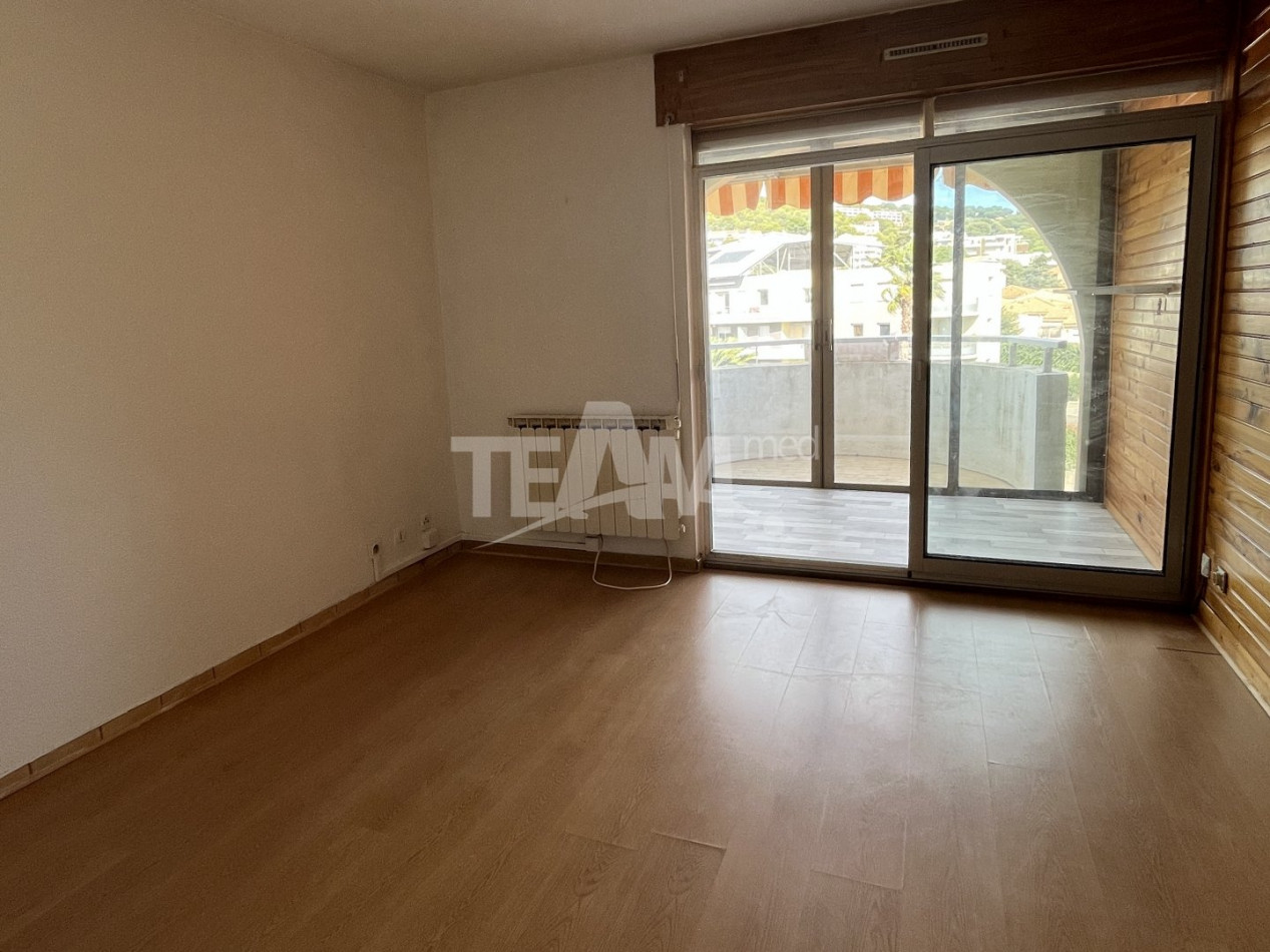 location Appartement Sete - Photo 1