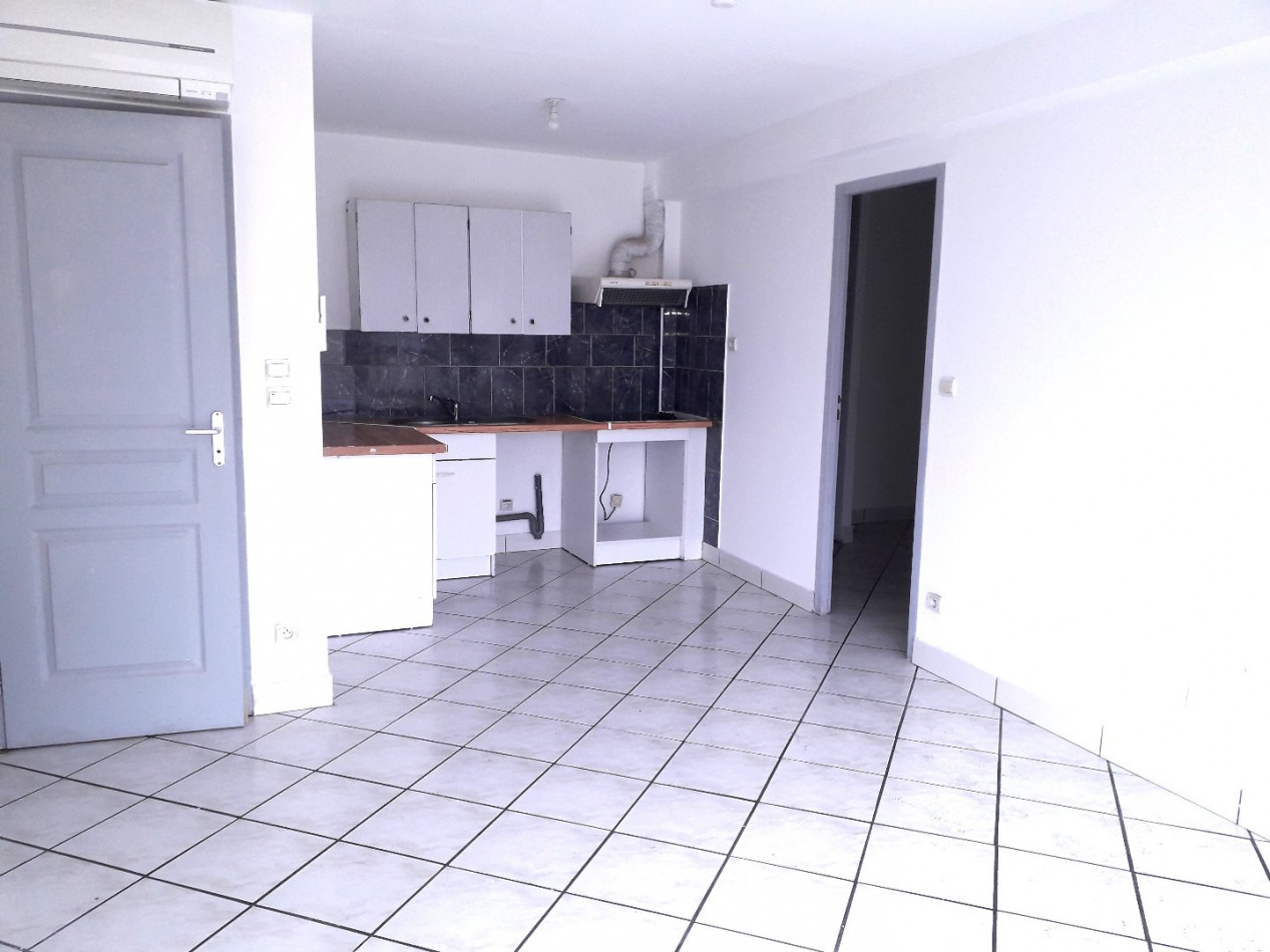 location Appartement ancien La Peyrade - Photo 1
