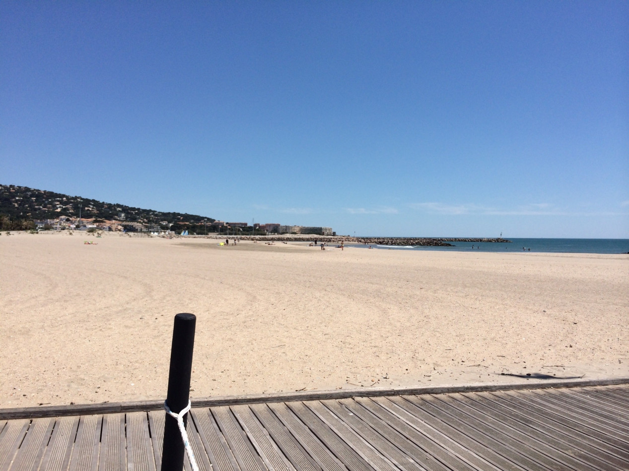 en location saisonnière Appartement Sète - Photo 9