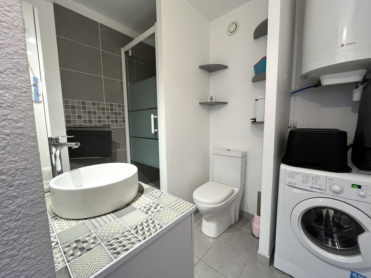 en location saisonnière Appartement Sète - Photo 6