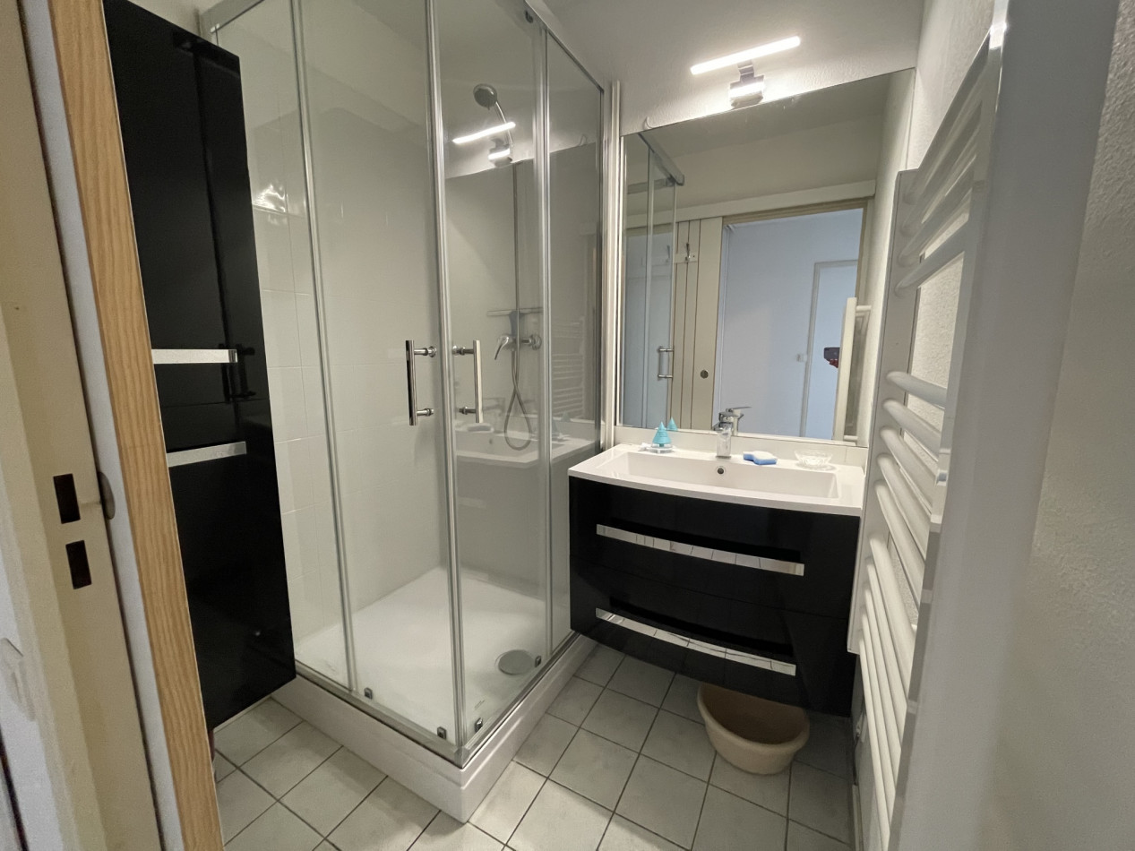 en location saisonnière Appartement Sète - Photo 9