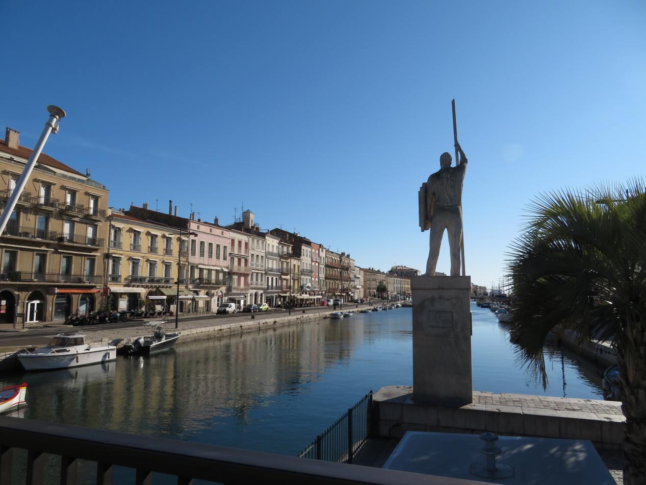 en location saisonnière Appartement Sète - Photo 18