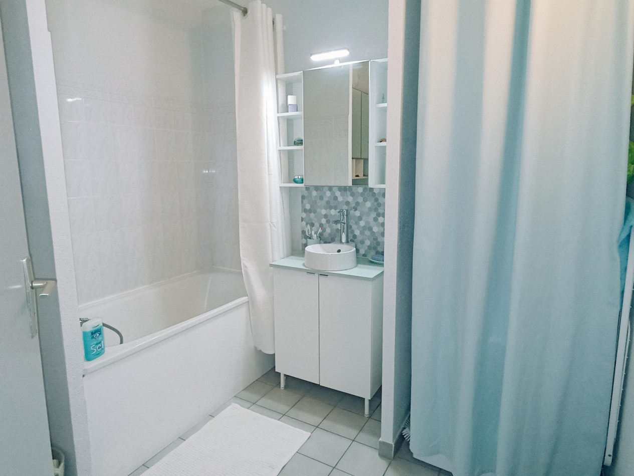 en location saisonnière Appartement Sète - Photo 5