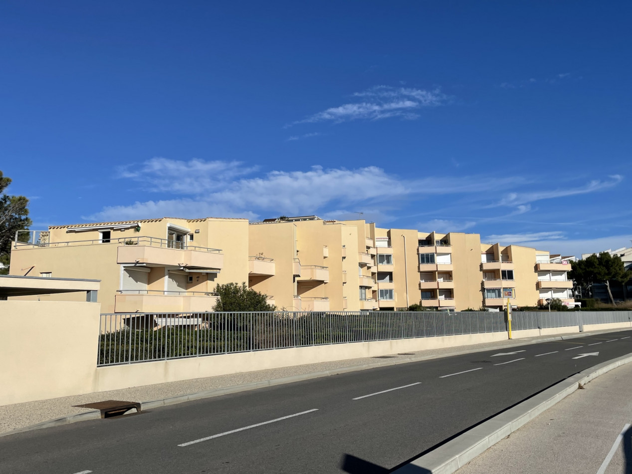 en location saisonnière Appartement Sète - Photo 12