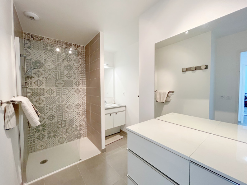 en location saisonnière Appartement Sète - Photo 8