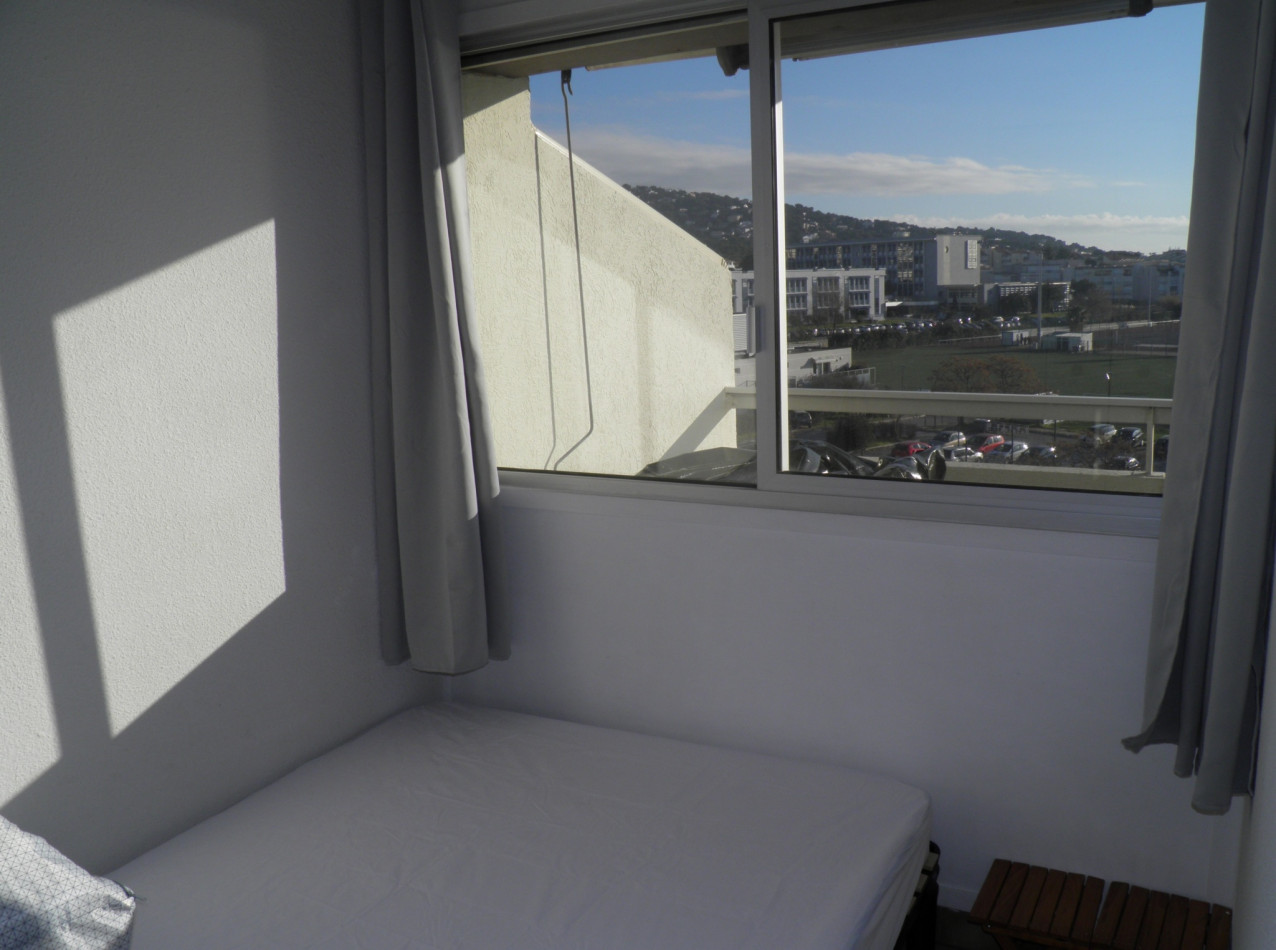 en location saisonnière Appartement Sète - Photo 7