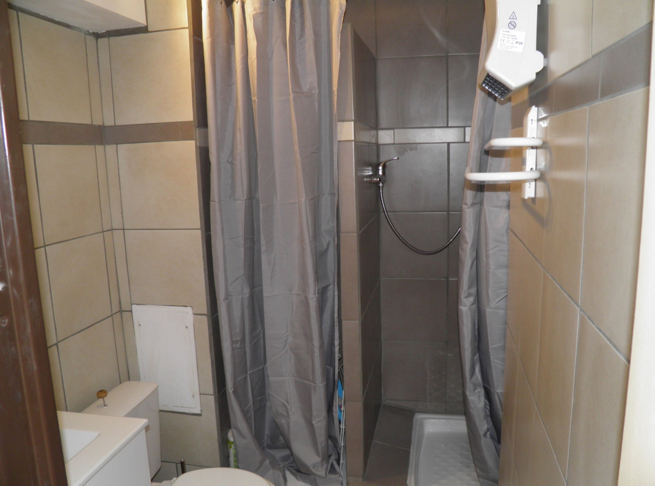 en location saisonnière Appartement Sète - Photo 9