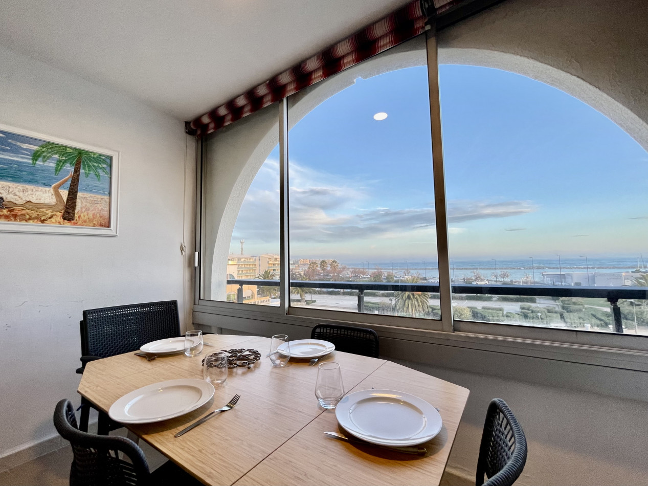 en location saisonnière Appartement Sète - Photo 9