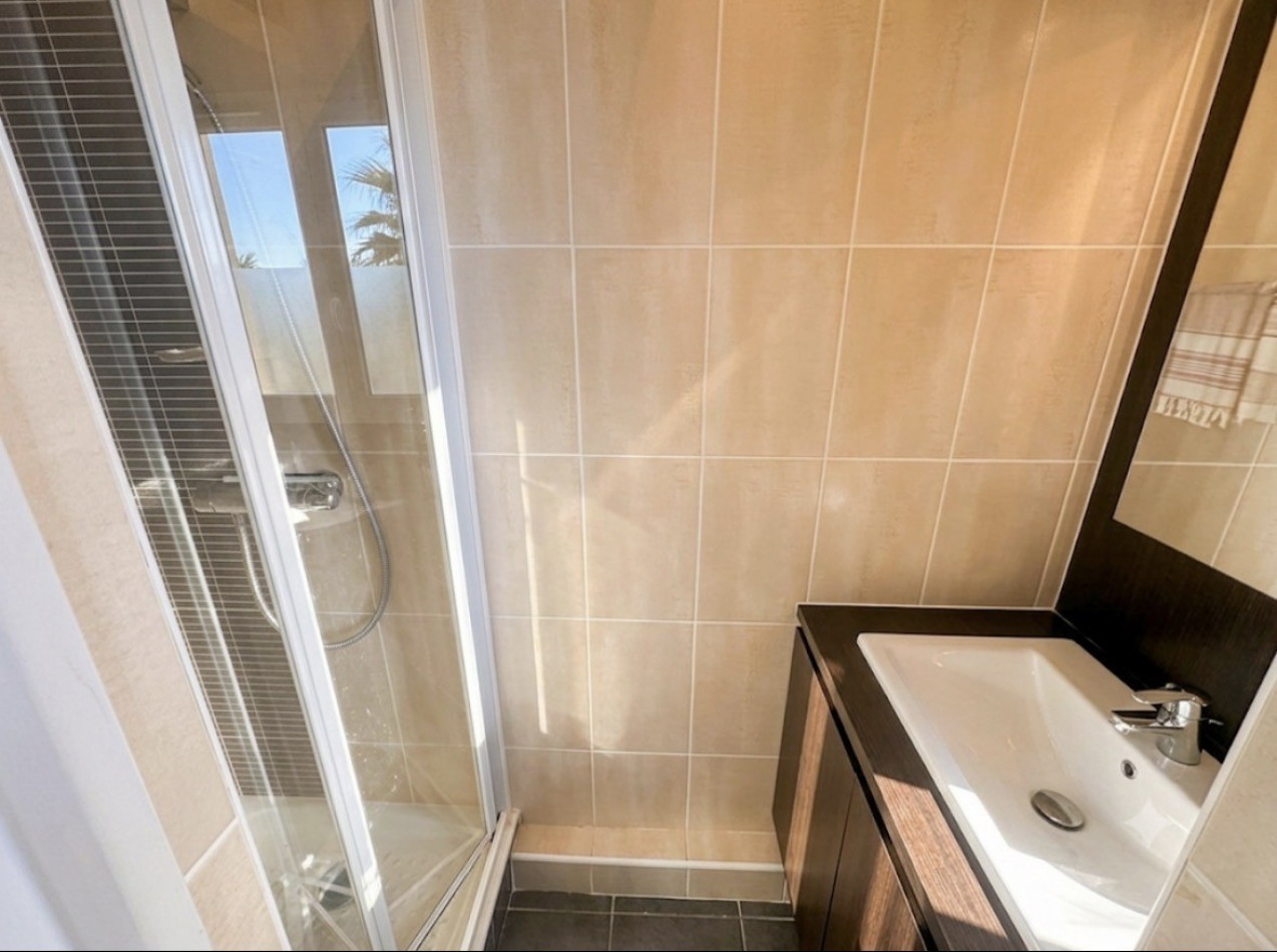en location saisonnière Appartement Sète - Photo 9