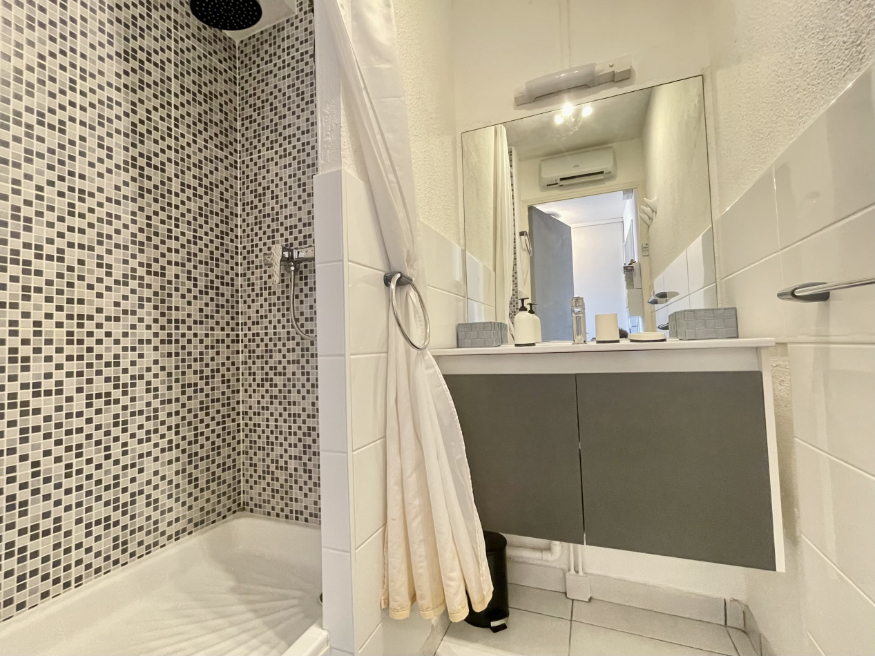 en location saisonnière Appartement Sète - Photo 7