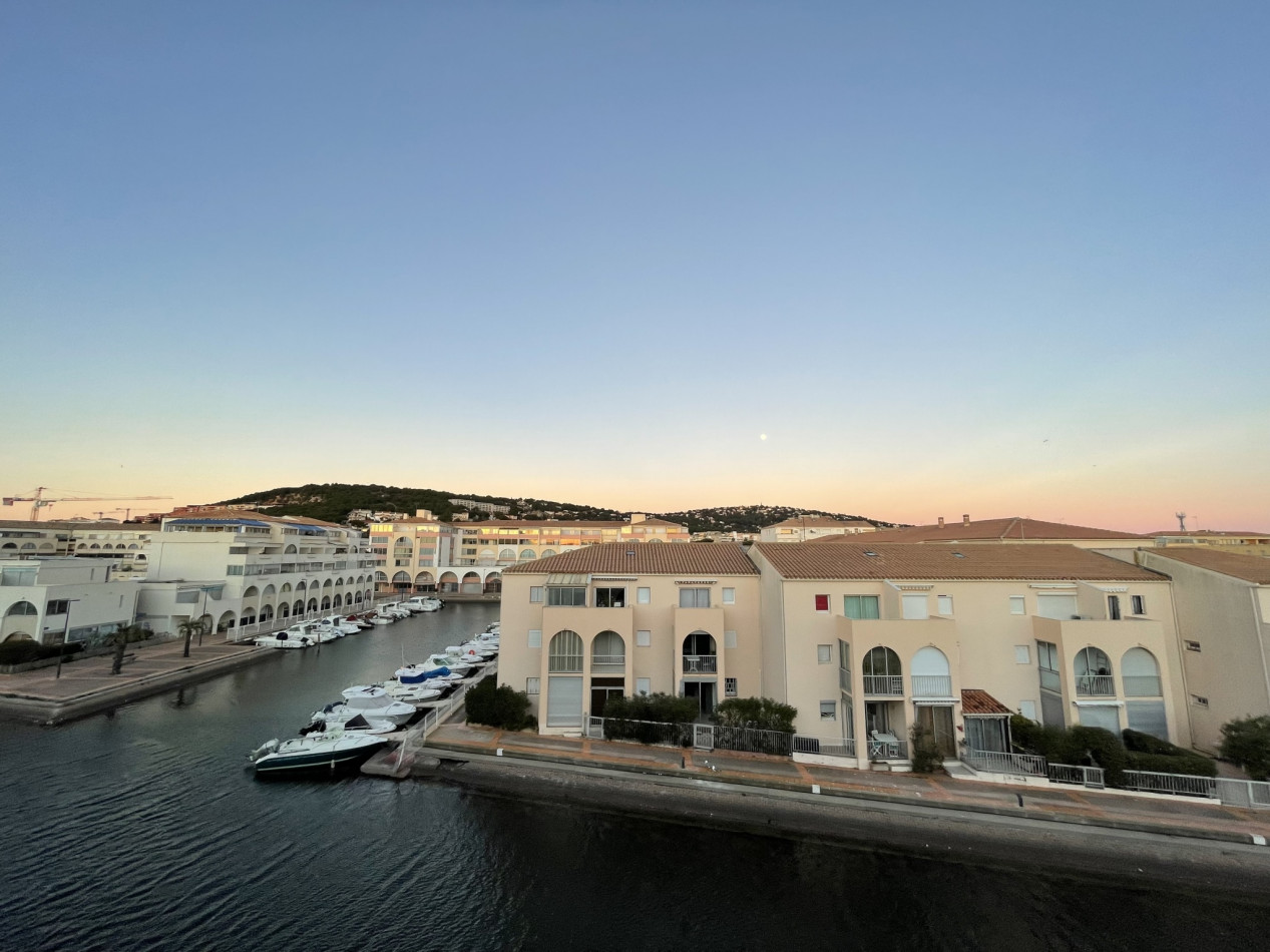 en location saisonnière Appartement Sète - Photo 14