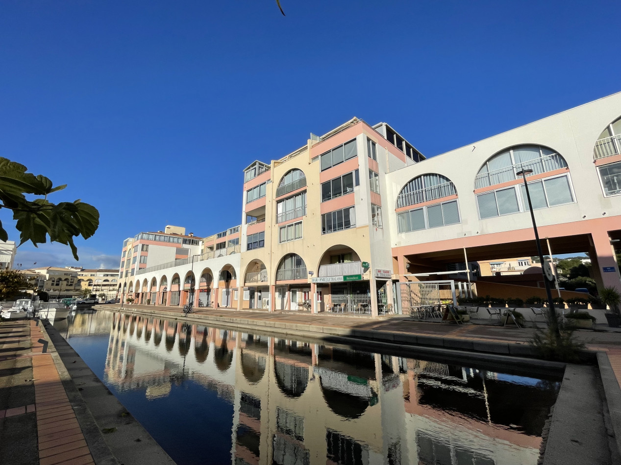 en location saisonnière Appartement Sète - Photo 14