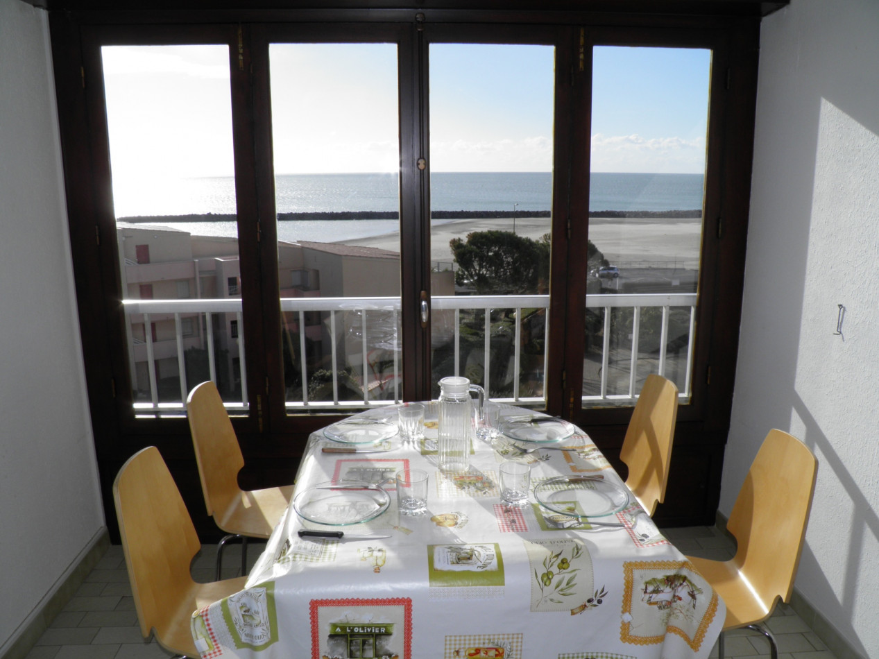 en location saisonnière Appartement Sète - Photo 2