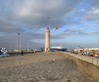 en location saisonnière Studio cabine Sète