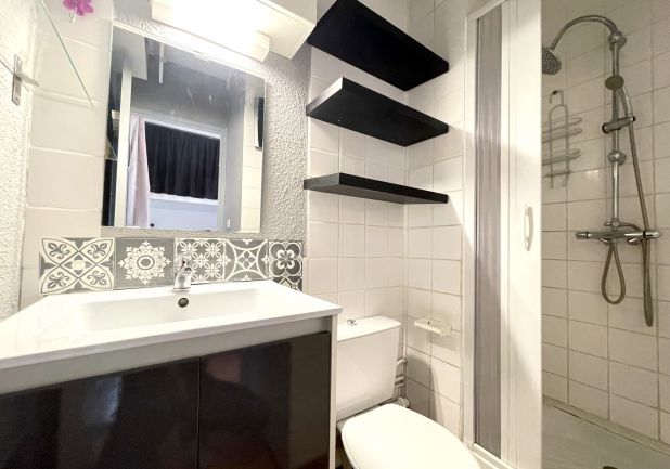 en location saisonnière Studio cabine Sète