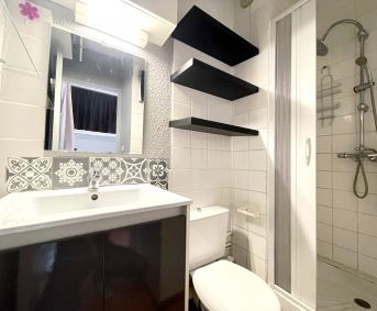 en location saisonnière Studio cabine Sète