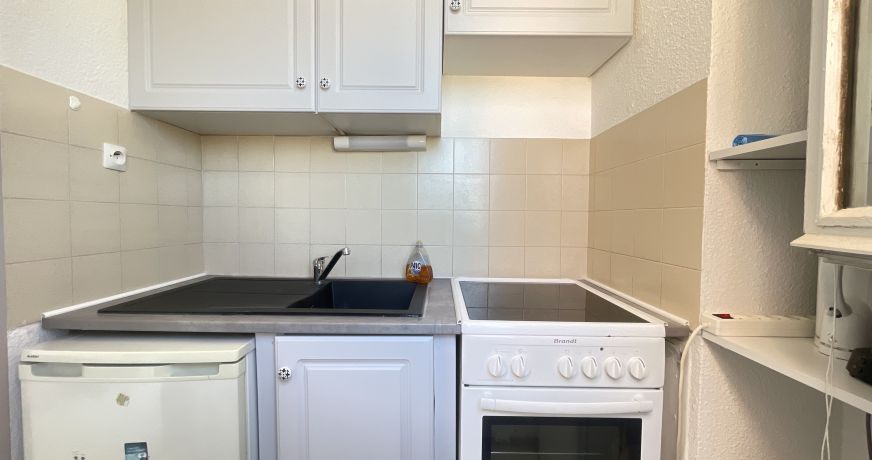 en location saisonnière Studio cabine Sète