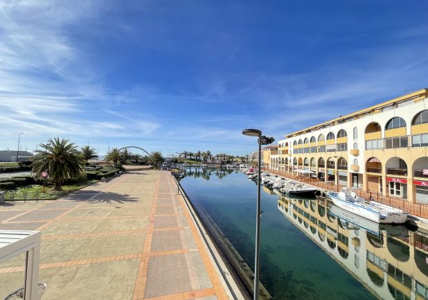 en location saisonnière Studio cabine Sète