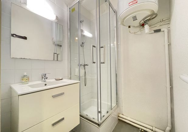 en location saisonnière Studio cabine Sète