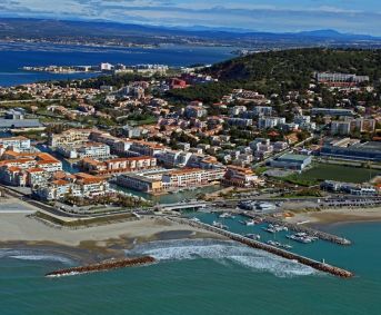 en location saisonnière Studio cabine Sète