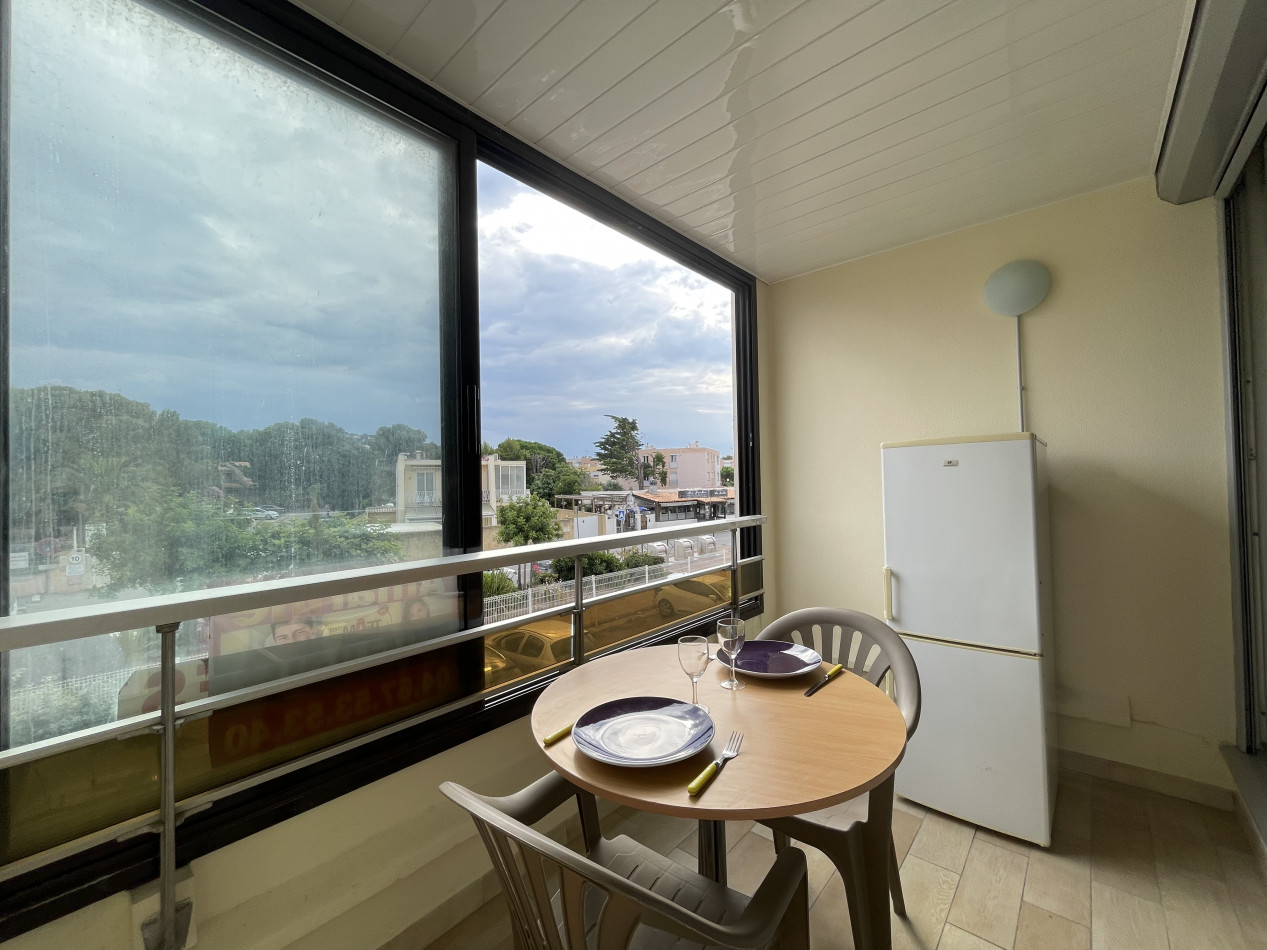 en location saisonnière Studio cabine Sète - Photo 1