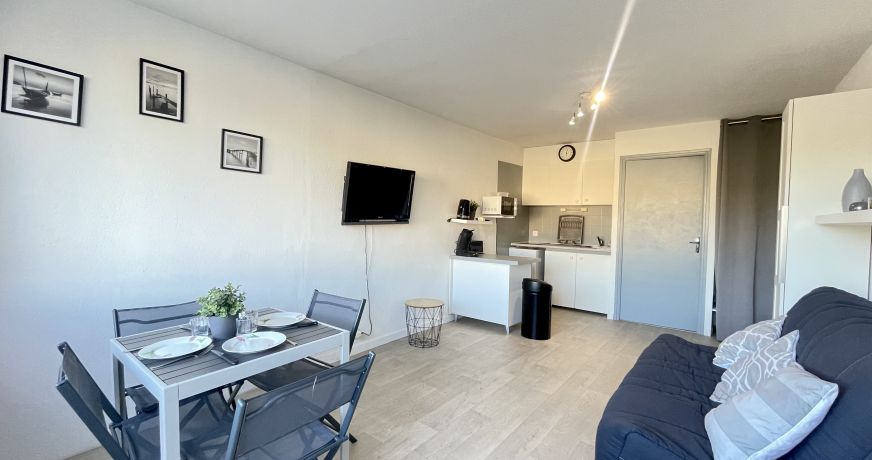 en location saisonnière Studio cabine Sète