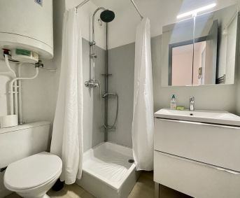 en location saisonnière Studio cabine Sète