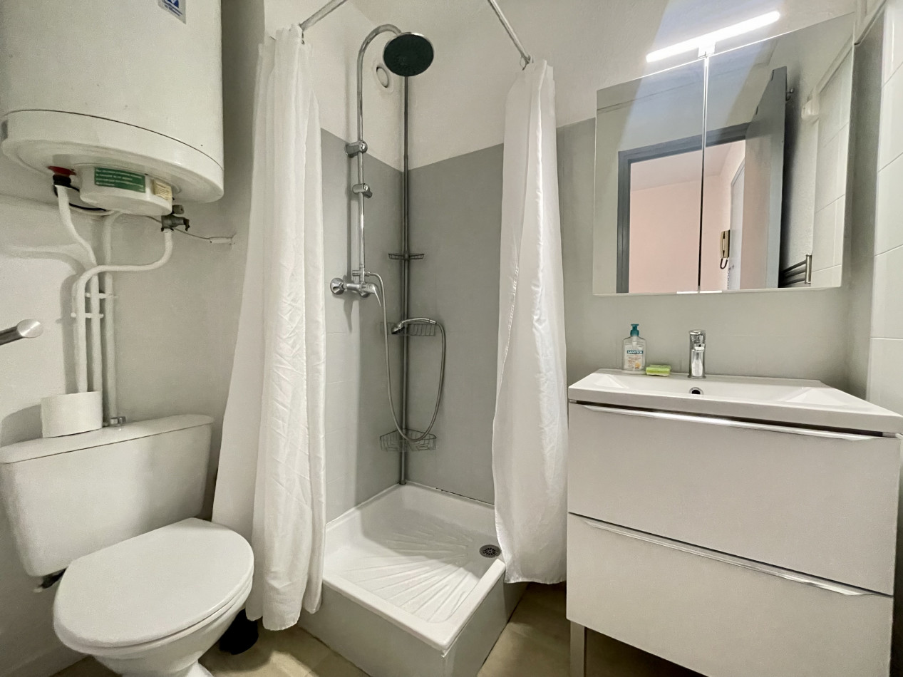 en location saisonnière Studio cabine Sète - Photo 3