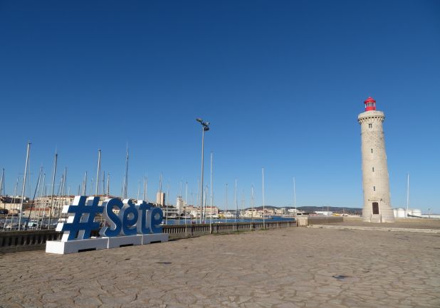 en location saisonnière Studio cabine Sète