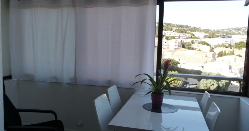 en location saisonnière Studio cabine Sète