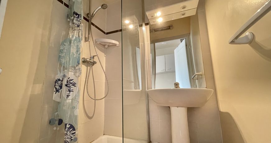 en location saisonnière Studio cabine Sète