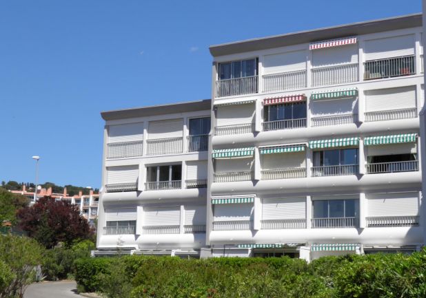 en location saisonnière Studio cabine Sète