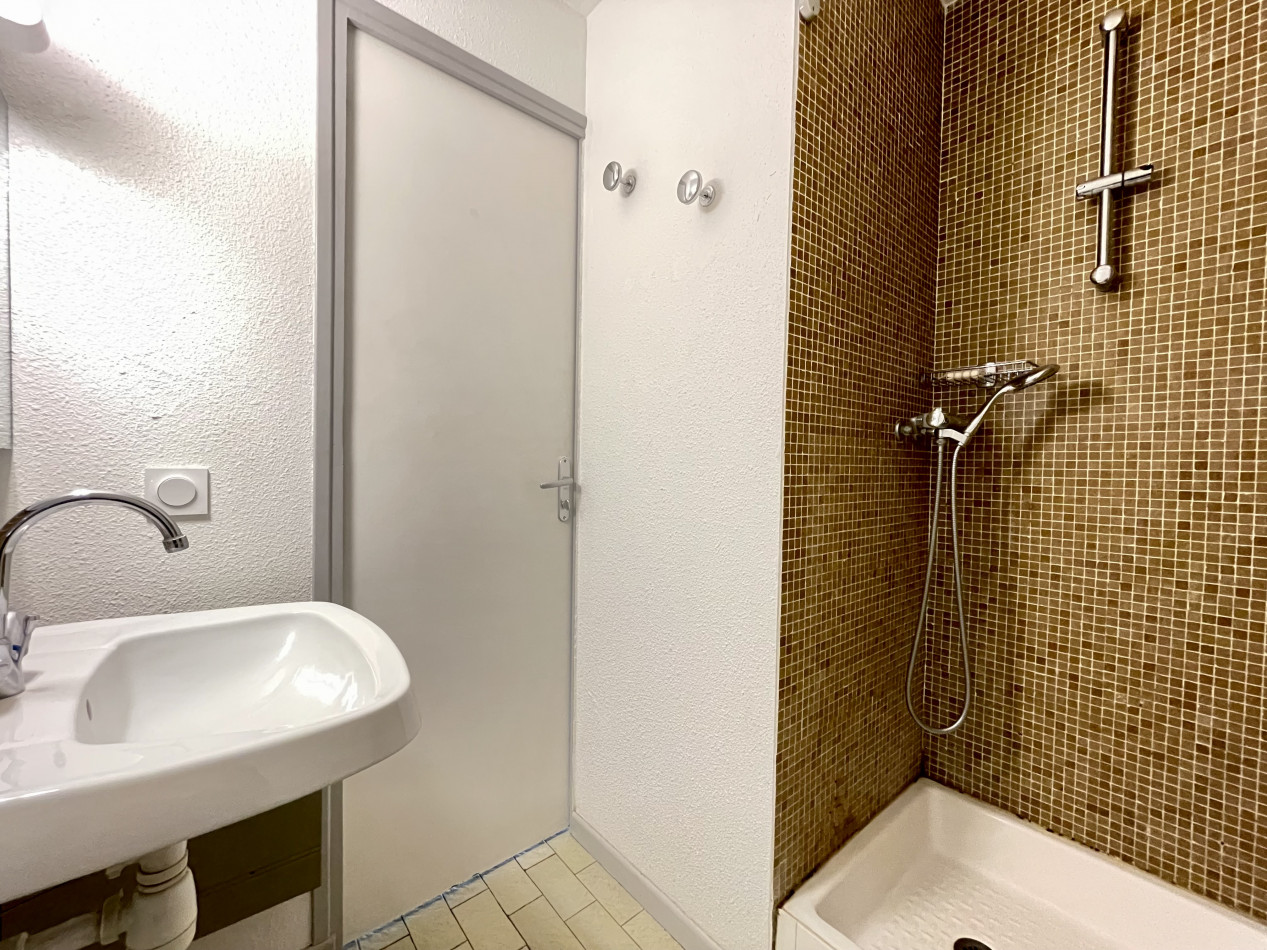 en location saisonnière Studio cabine Sète - Photo 7