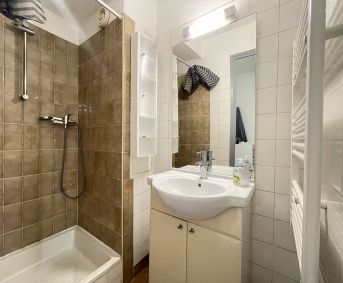 en location saisonnière Studio cabine Sète