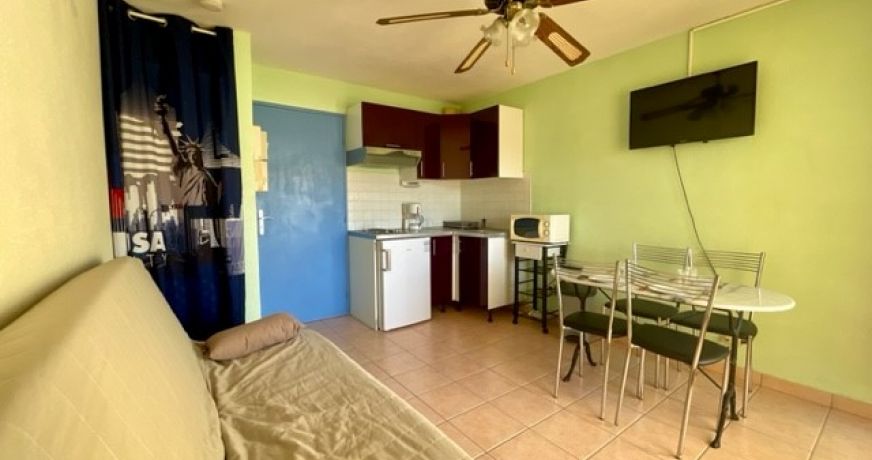 en location saisonnière Studio cabine Sète