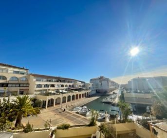 en location saisonnière Studio cabine Sète