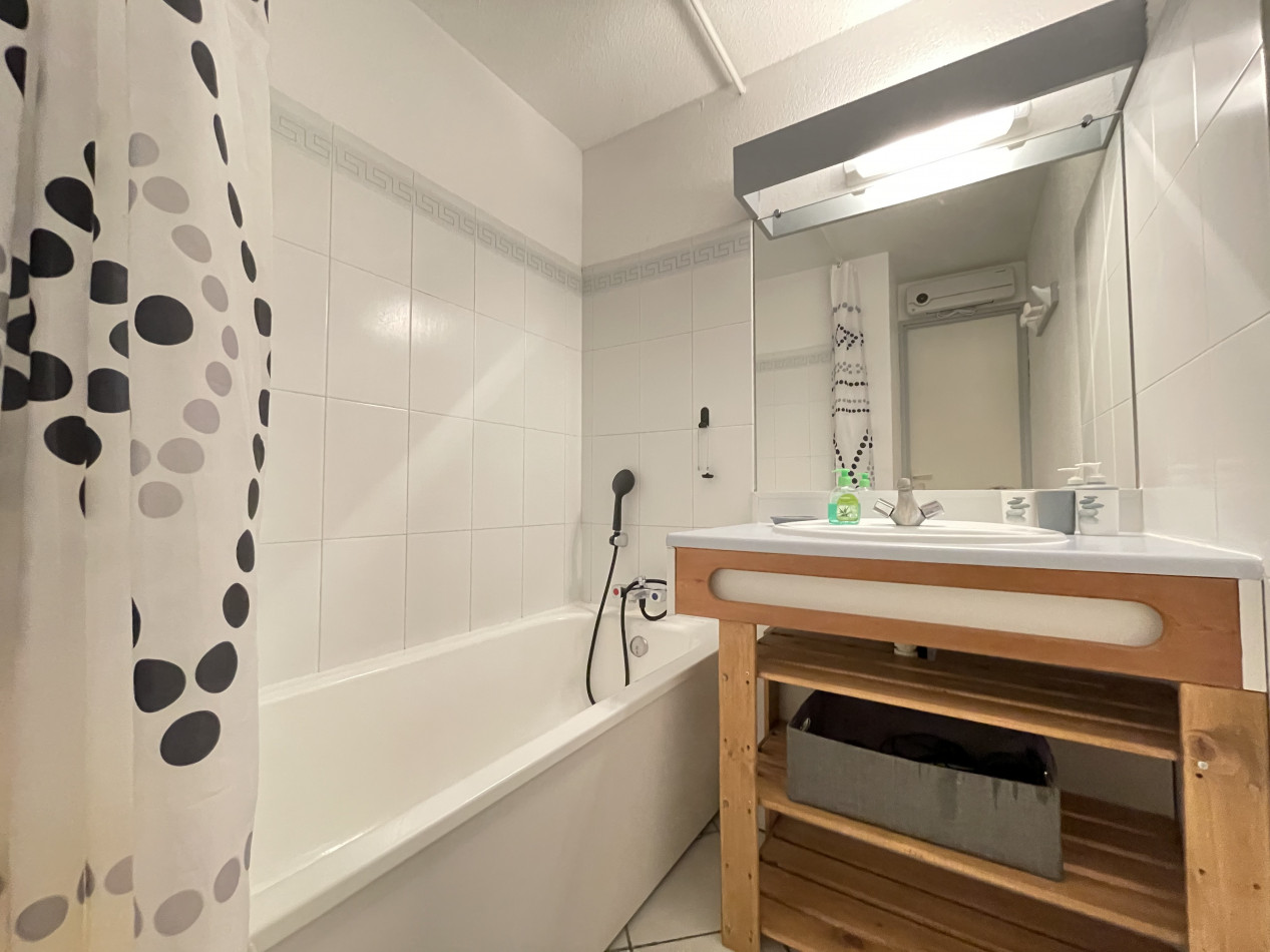 en location saisonnière Appartement Sète - Photo 6