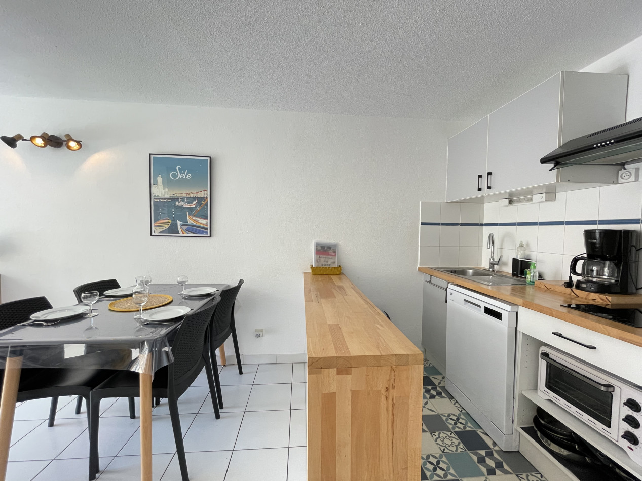 en location saisonnière Appartement Sète - Photo 10